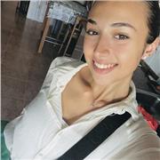 Profesora de Lengua creativa da apoyo y repaso de la materia a niños de infantil y primaria